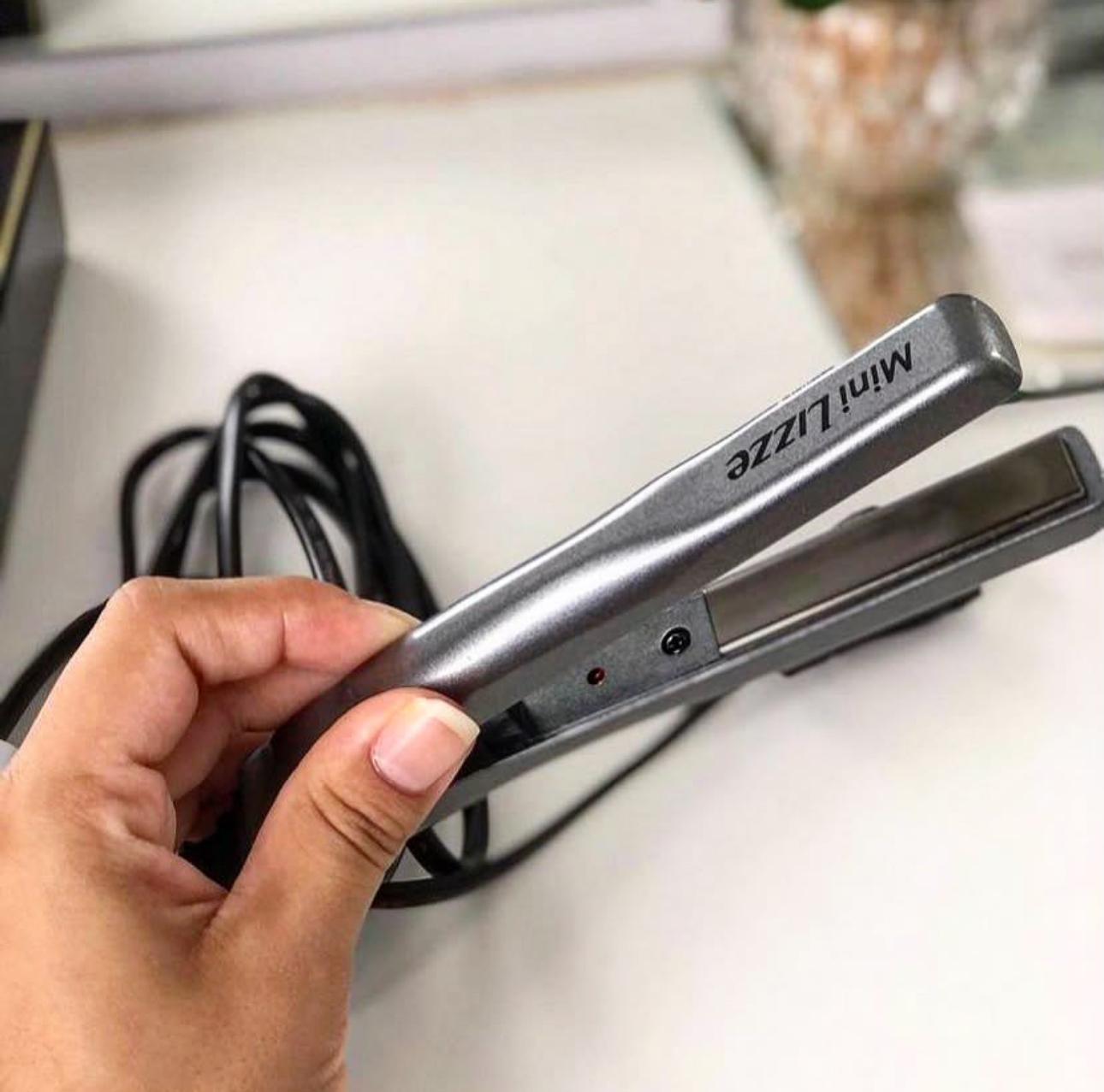 Lizze Mini Titanium Hair Straightener - اتو مو مینی لیز اکستریم اورجینال